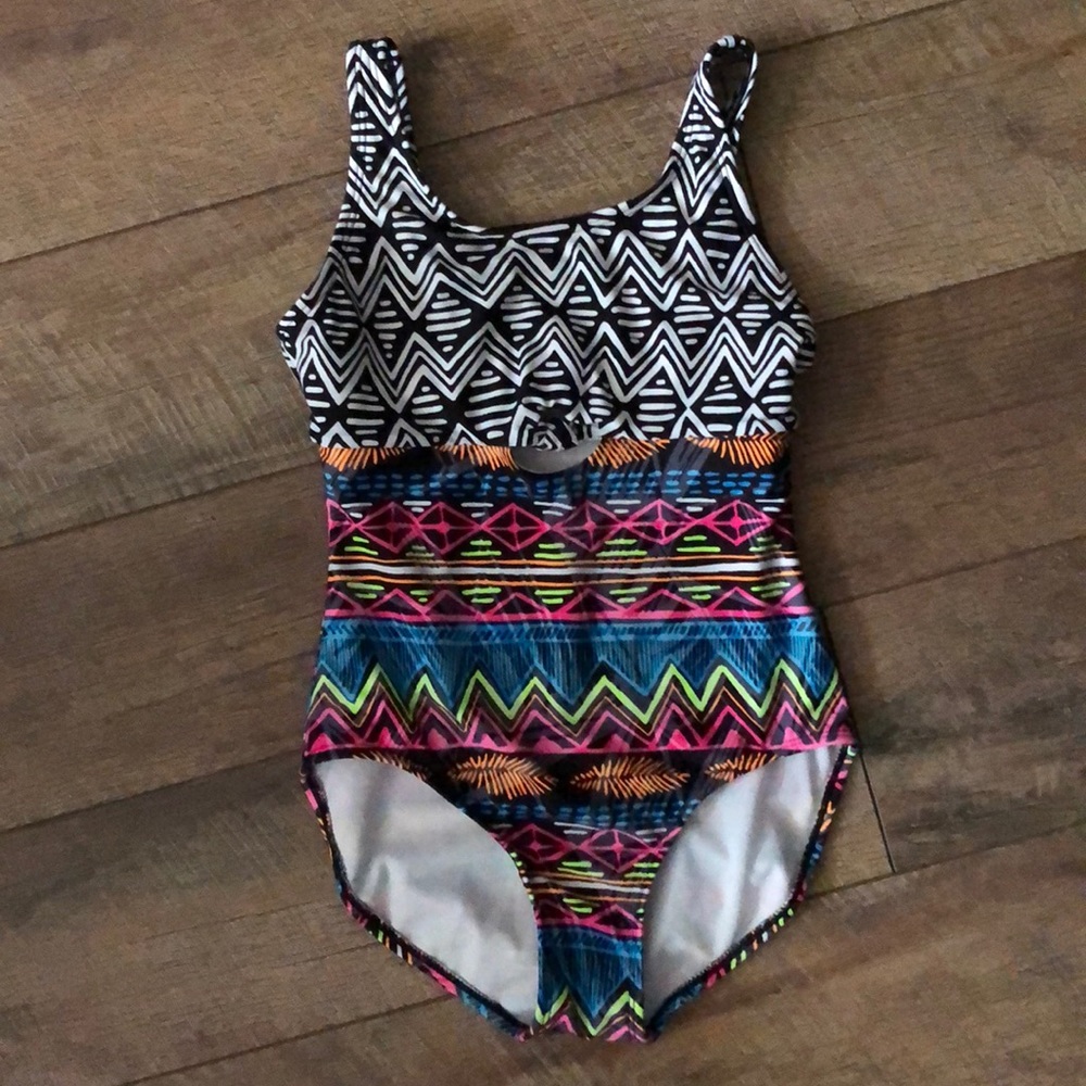 Girls one piece bathing suit